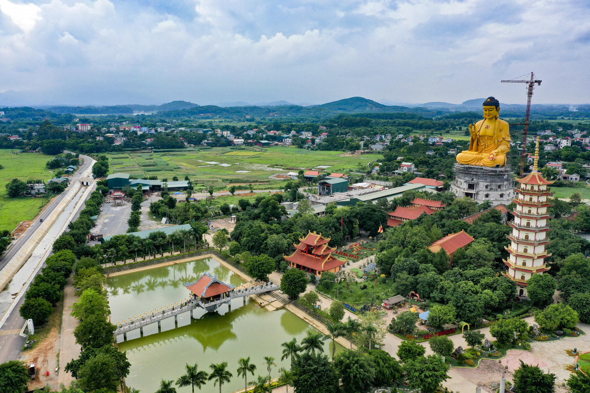 Tham quan du lịch chùa Khai Nguyên ở làng mít hà nội