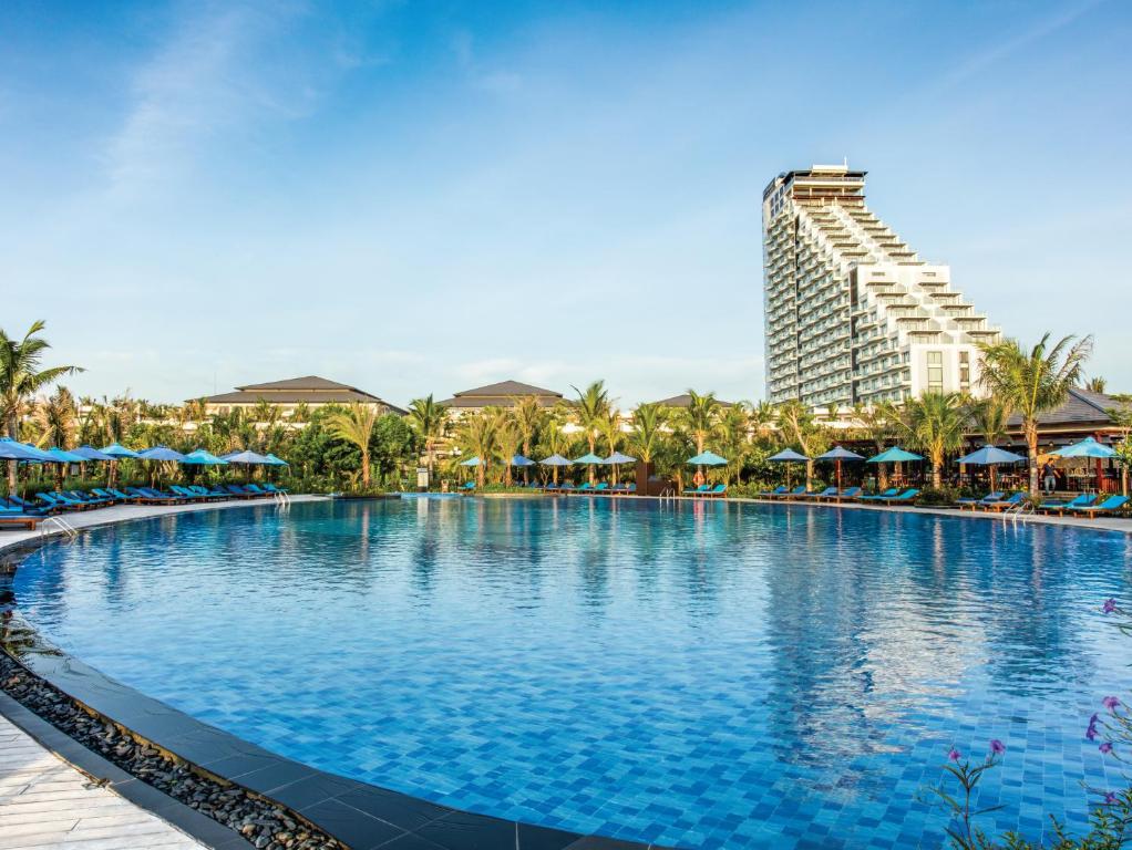 Duyên Hà Resort Cam Ranh - Phong cách châu Âu độc đáo