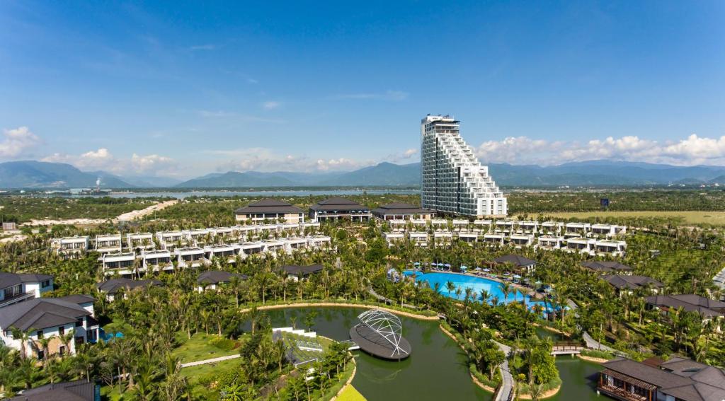 Duyên Hà Resort Cam Ranh - Phong cách châu Âu độc đáo