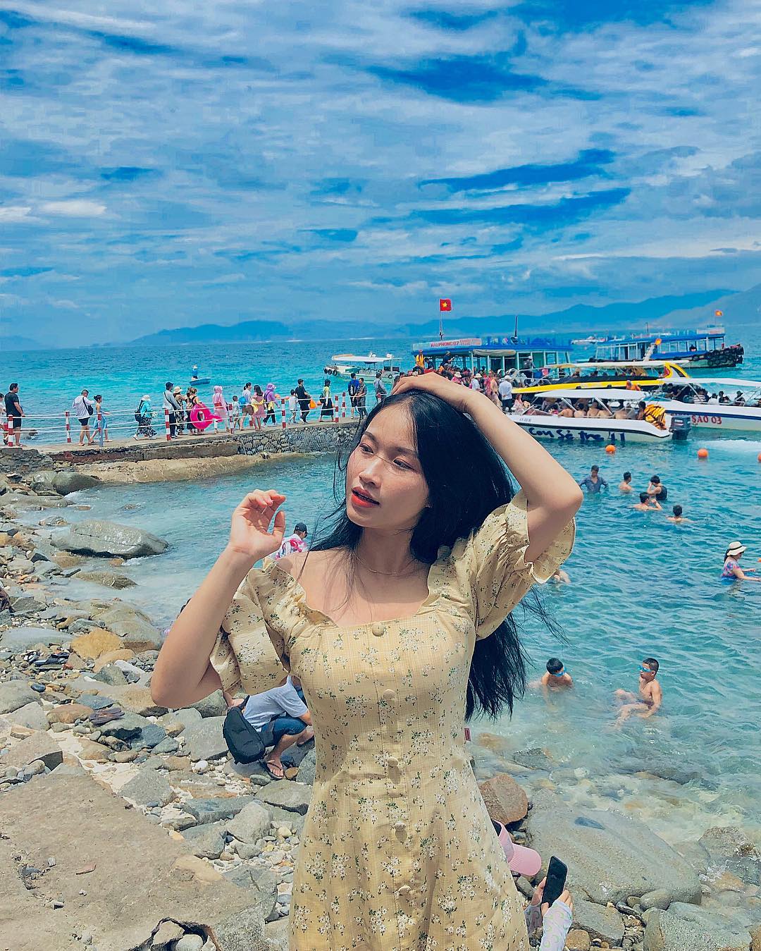 Những bức ảnh check in triệu like của du khách ở đảo Hòn Mun 